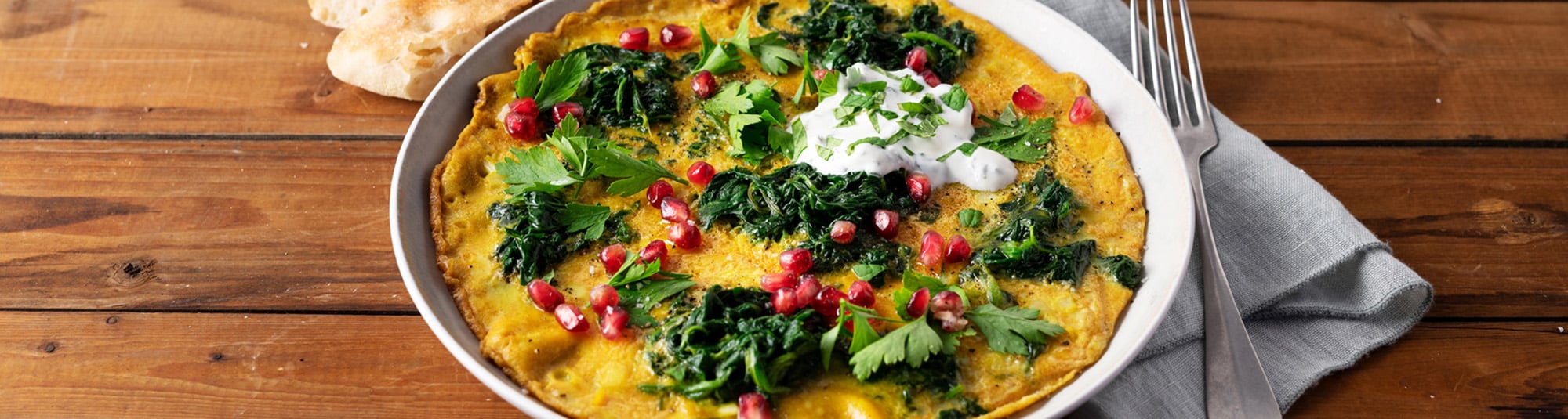 Spinat-Omelette auf Teller