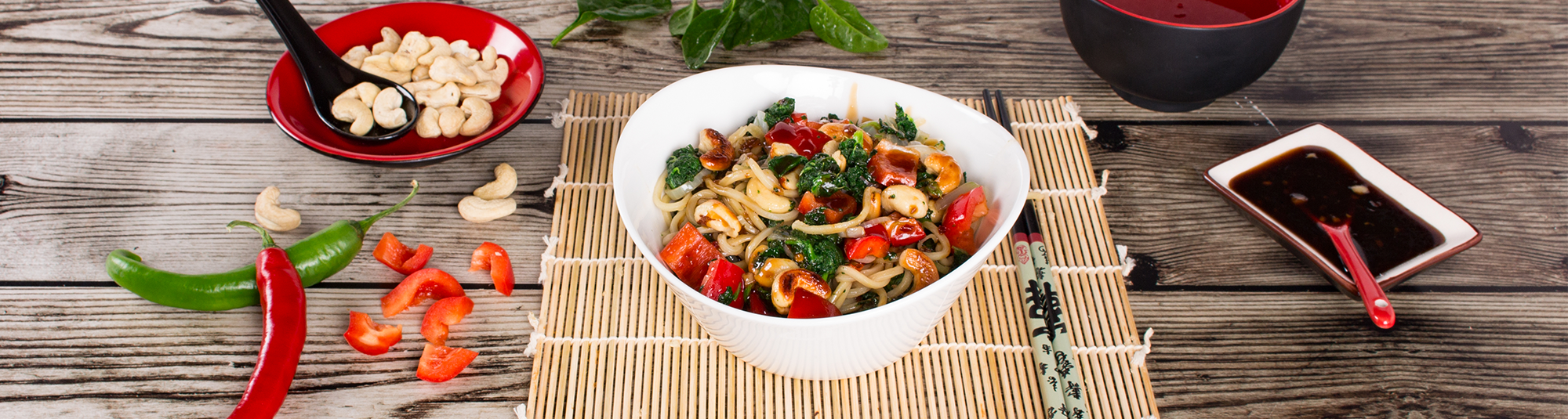 Iglo Asianudel Wok mit Blattspinat