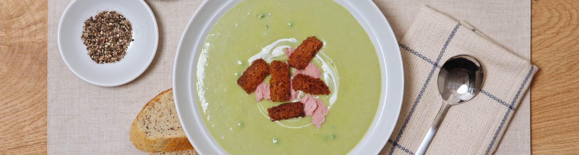 Marchfelder Erbsensuppe
