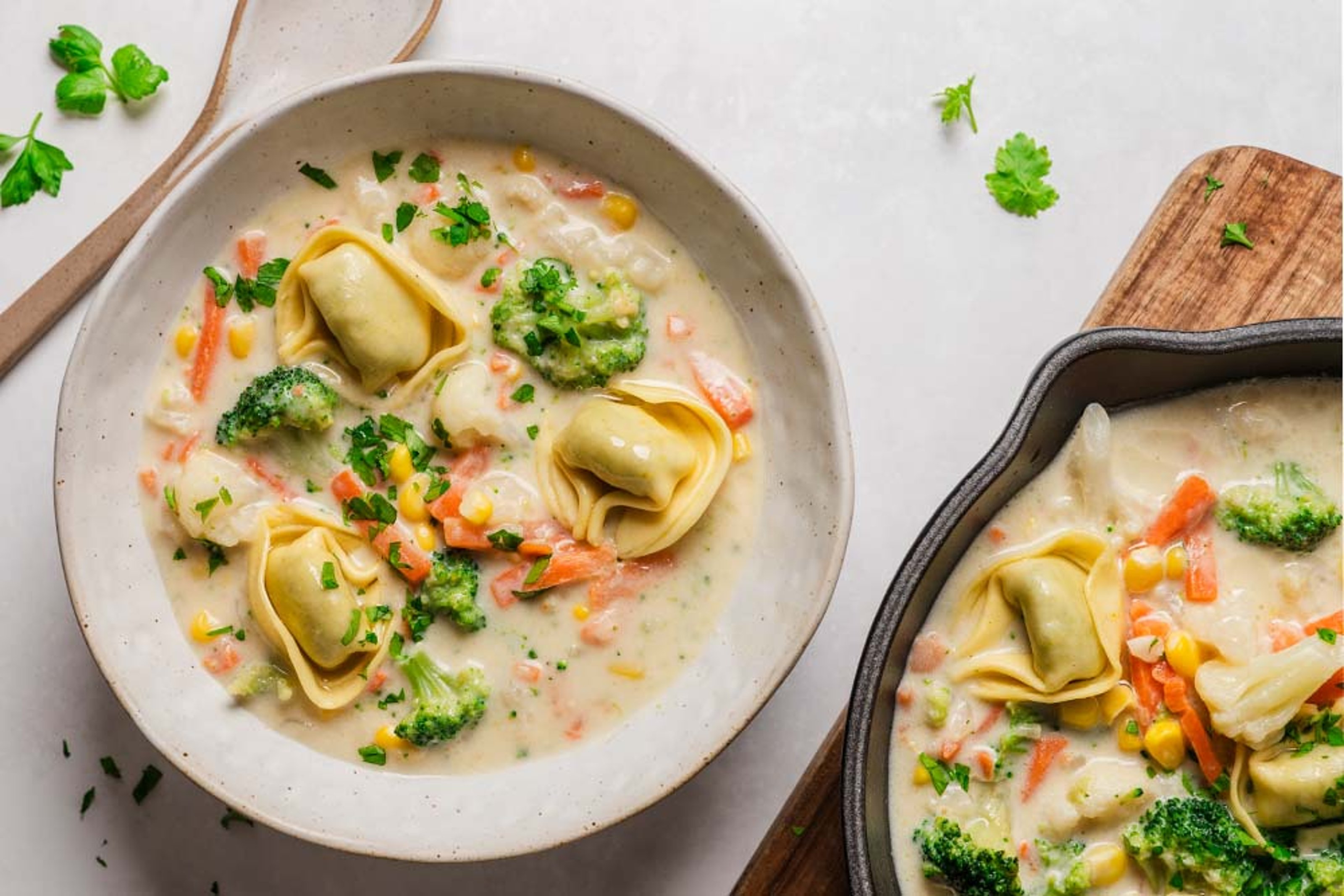 241014_tortellini_pfanne_cremegemuese_rezeptheader.jpg
