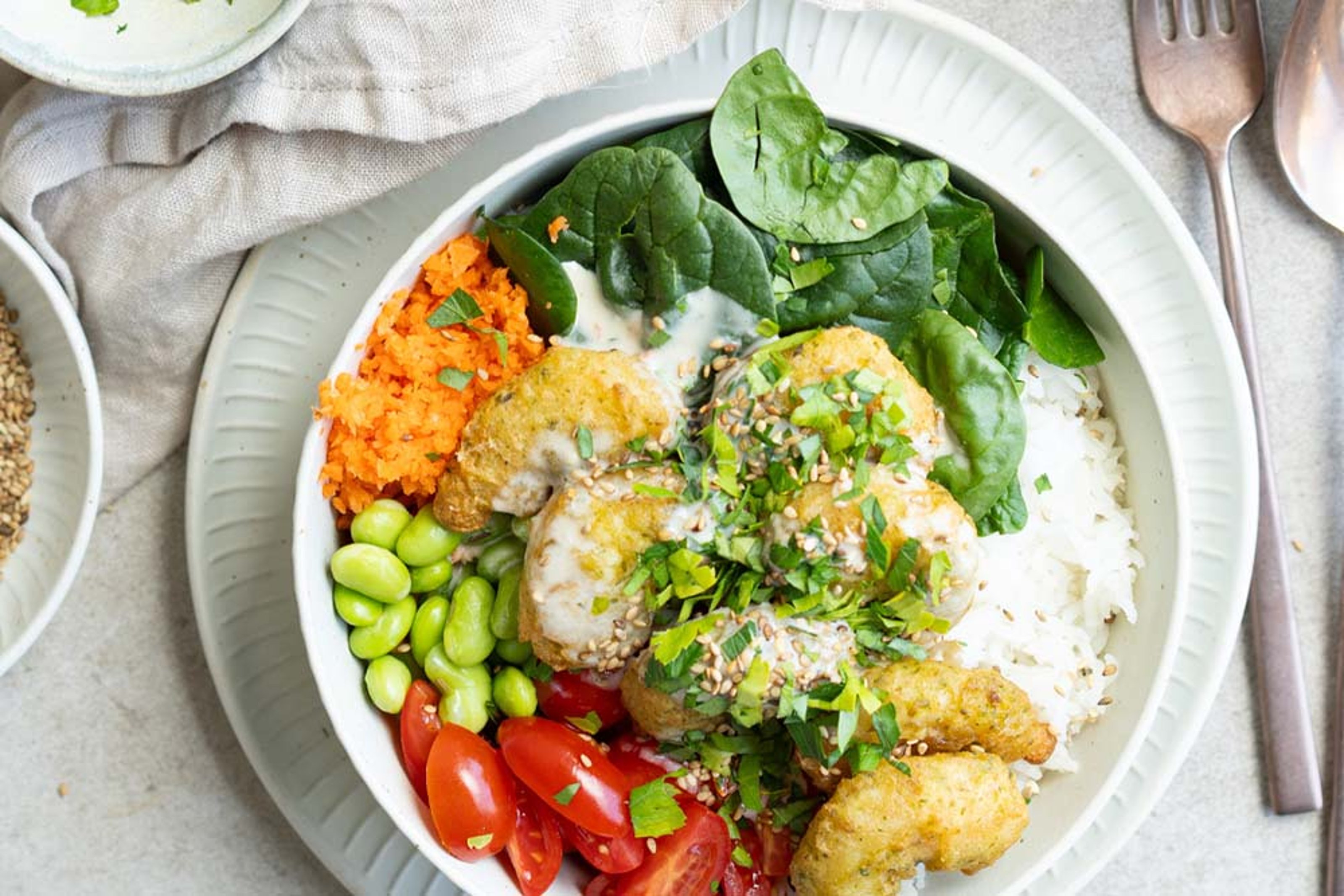 240411_rezeptheader_garnelen_bowl.jpg