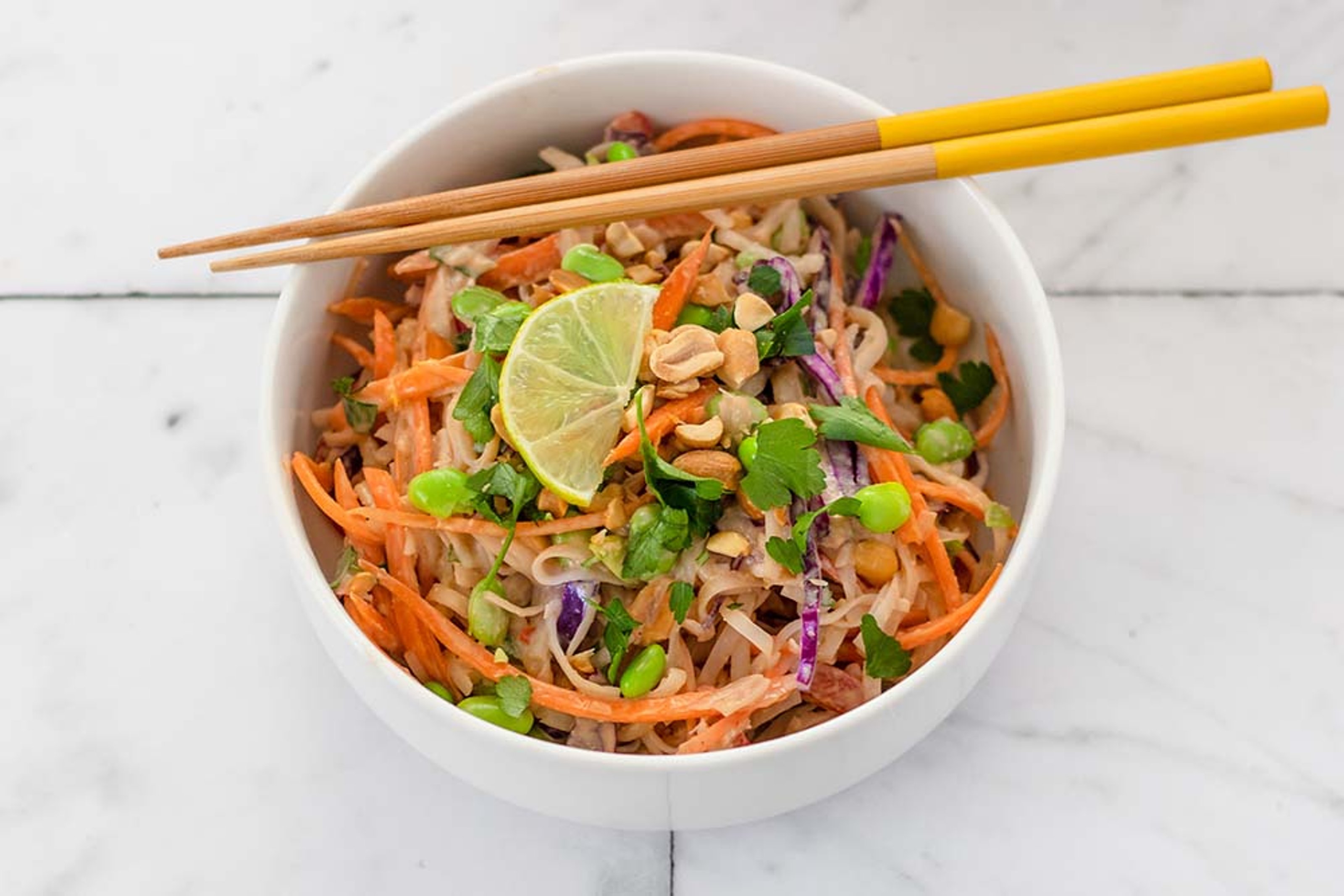 230317_rezeptheader_reisnudelsalat.jpg
