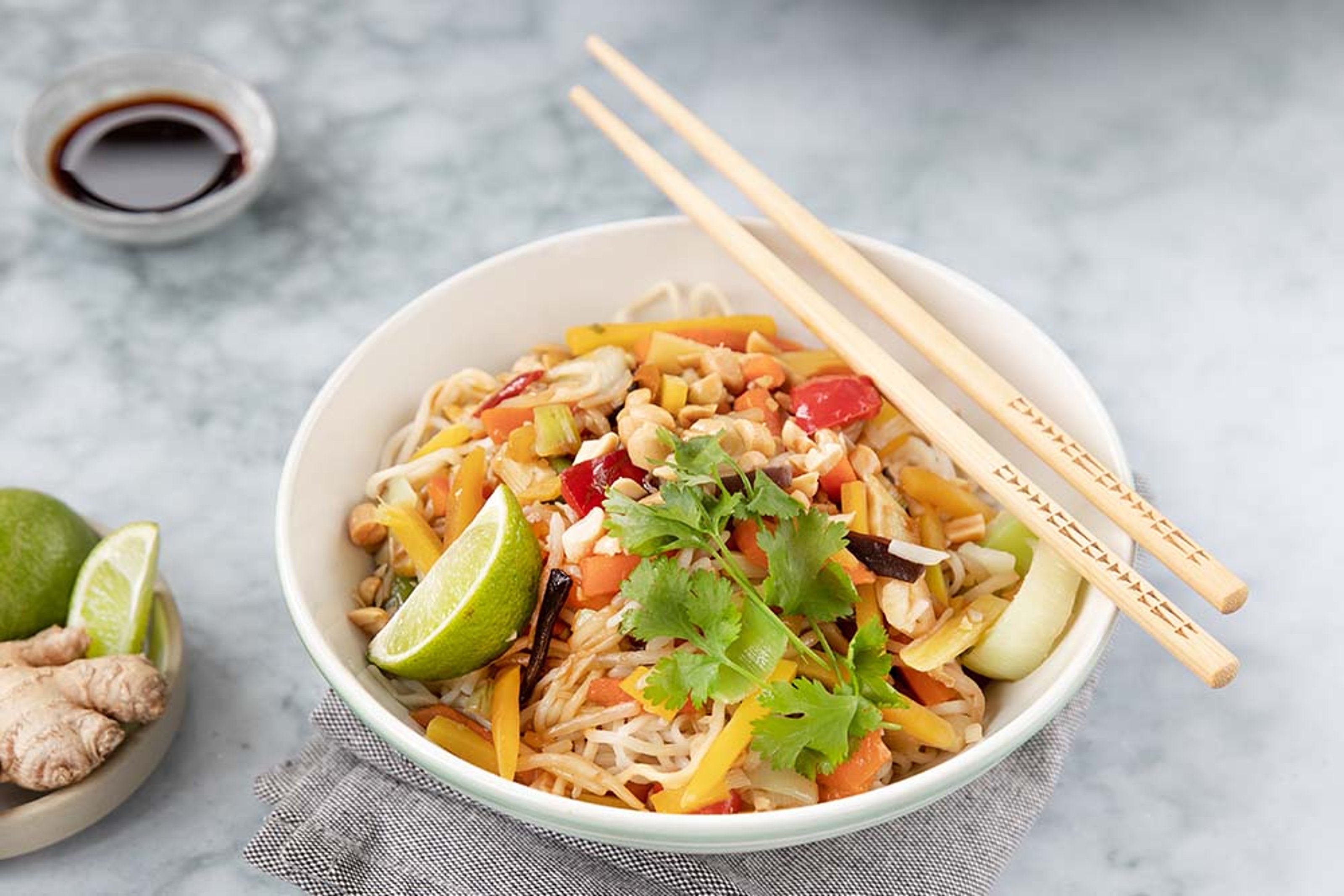 230523_wokgemuese_eiernudeln_rezeptheader.jpg