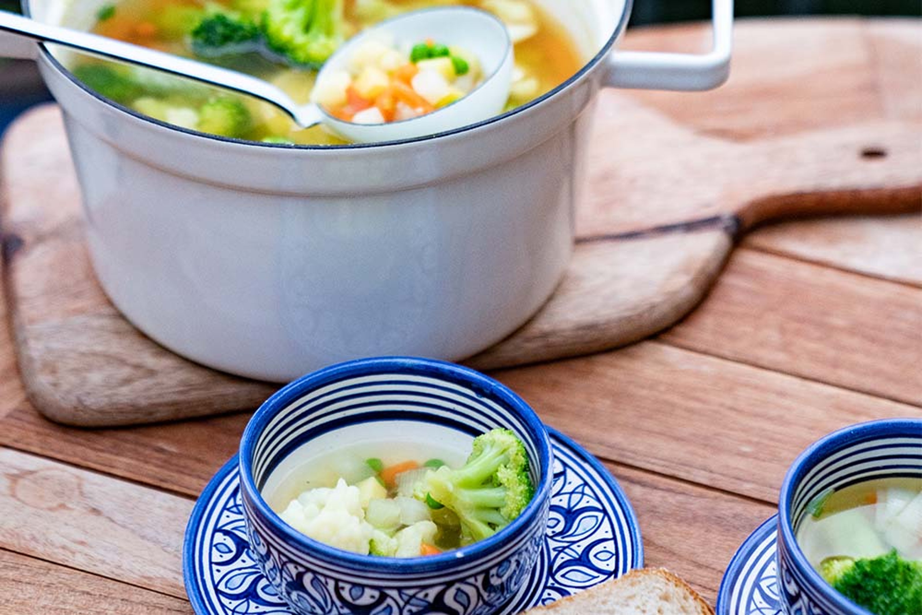 231030_gemuesesuppe_rezeptheader.jpg