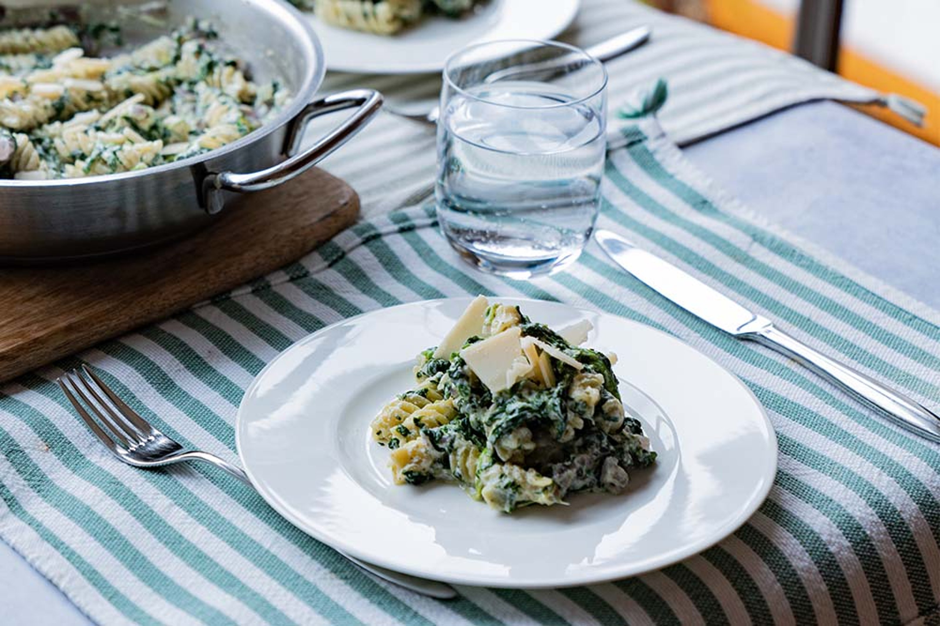 240131_onepotspinatpasta_rezeptheader.jpg